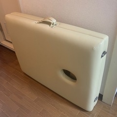 【無料】マッサージベッド　施術台