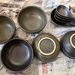 5〜6人までいける‼️とんすい、れんげ付きの画像