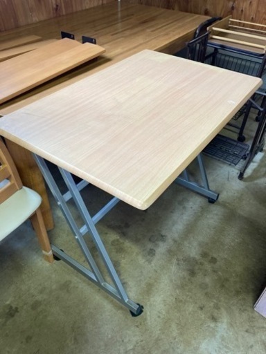 作業用テーブル(キャスター付き)