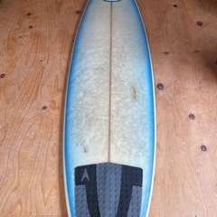 処分したいです！ショートボード 6.4ft (約190cm) フ...