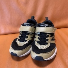 瞬足　17.0 3E スニーカーの画像