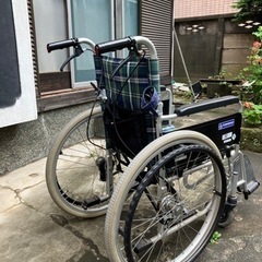 車椅子の画像