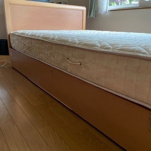 【値下げしました】シモンズ　シングルベッド