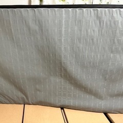 【引き取りに来られる方、あげます！】セミダブルマットレスの画像