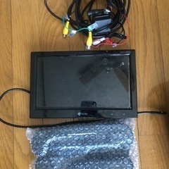リアモニター　10型
