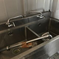 業務用 ステンレスシンク 2槽 蛇口 2個 厨房機器 店舗の画像