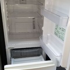 【お引き取りが決まりました】小型冷凍冷蔵庫　シャープSJ-14J-H　2005年製の画像