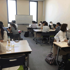 月曜仕事、学校帰りに英語が学べる！東京メトロ日比谷線茅場町駅すぐ...
