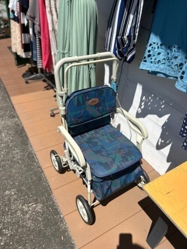 シルバーカー　押し車　介護