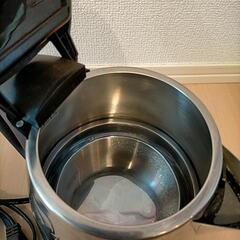 電気ケトルの画像
