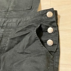 サロペットの画像