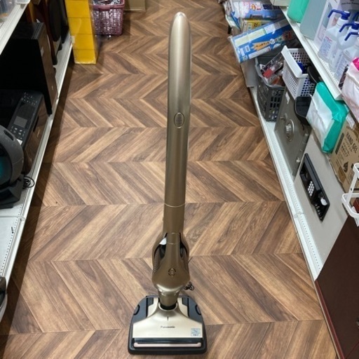 売約済み【BY REUSE 霧島国分新町店 出張買取•見積完全無料¥0 】充電式２Wayクリーナー