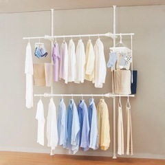 ほぼ新品　壁面突っ張り物干し