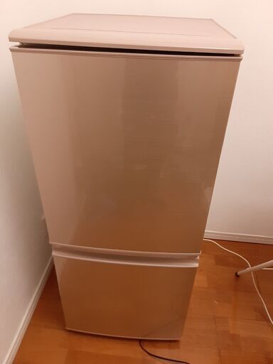冷蔵庫 SHARP 137L 2012年製「SJ-14W-P」