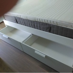 無料　半年使用　IKEA ベッド120x200 cmの画像