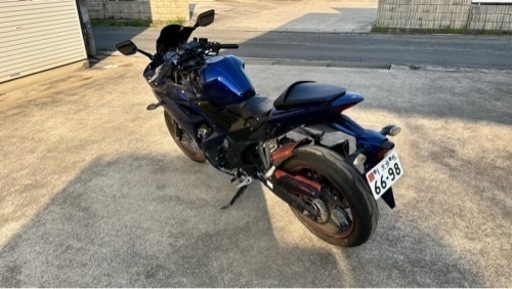 YZFR25先に取りに来られた方に渡します。