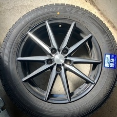 美品　215/60DR17 BLONKS 冬タイヤ/スタッドレス...