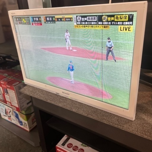 ☆激安☆SHARP 19インチ 液晶テレビ　2015年製　リモコンなし　壁掛け