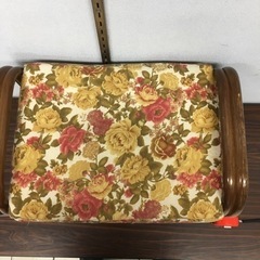 籐製　スツールの画像