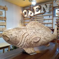 オブジェ　魚　フィッシュ　飾り　一刀彫　寿司　魚屋　寿司屋