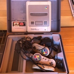 スーパーファミコン本体 カセット１個 ケース等