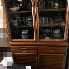 あげます！食器棚　1