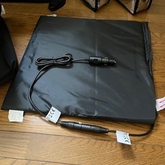 【値下げ】キャンプ、デリバリー用途に防水ショルダーバッグなど5点に電熱保温プレートお付けできますの画像