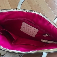 COACH トートバッグの画像