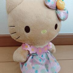 可愛く日焼け・ハローキティのハワイぬいぐるみの画像