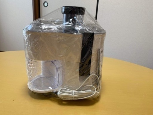新品で買いました。