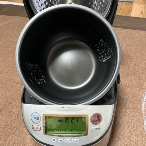 ★未使用★　美品　象印　炊飯器　一升炊き　NH-YG18  