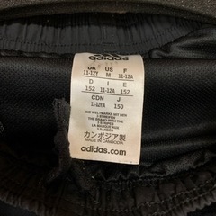 adidas 水着　男の子　150㌢の画像