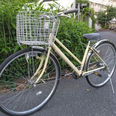 ２７インチのシティサイクルです。内装３段ギア付きです。