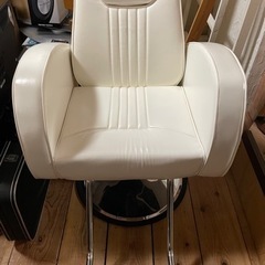 スタイリングチェア