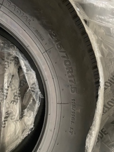 ◉売約済◉ ブリヂストン　DURAVIS  215/70R17.5  118/116L  積載車　未使用　２本