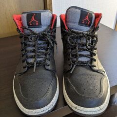NIKE AIR JORDAN 1 MID HOLIDAY　27cm