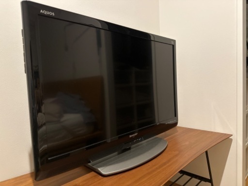 シャープ32型テレビ　ブルーレイ付