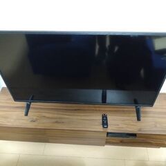 ４Ｋ液晶ディスプレイとボード（注意：テレビではありません）
