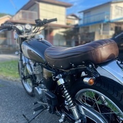 めっちゃお得🤭ヤマハSR400のカスタムシート(^^)♪美品♪