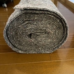 販売終了！値下げ！新品フェルト端切れ絨毯下敷きの画像