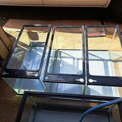 60㎝ガラス水槽　4個セットの画像