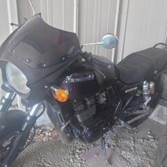 バイク　Kawasaki　ZRX-Ⅱ　400cc