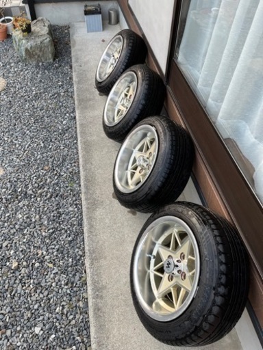 スターシャーク風　13 インチ　7j pcd100