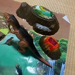 恐竜おもちゃの画像