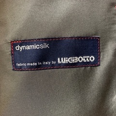 Y6 ほぼ新品　メンズスーツの画像