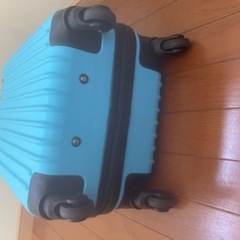訳ありスーツケースの画像