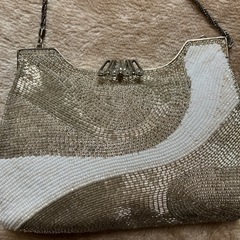 総ビーズ高価フォーマルバックの画像