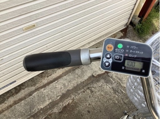 87 パナソニック新機種電動アシスト自転車viviDX26インチシルバーボディー