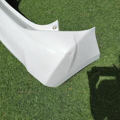 アクア リアバンパー NHP10 カラー082の画像