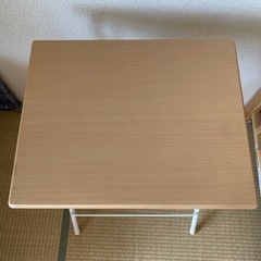 テーブルの画像